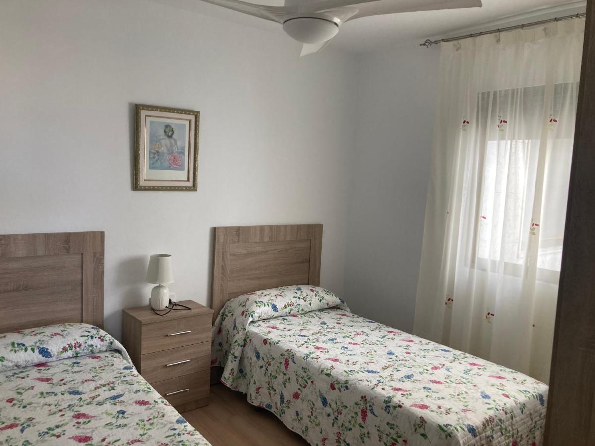 Apartamentos Sol Andaluz - Goya Карбонерас Екстер'єр фото